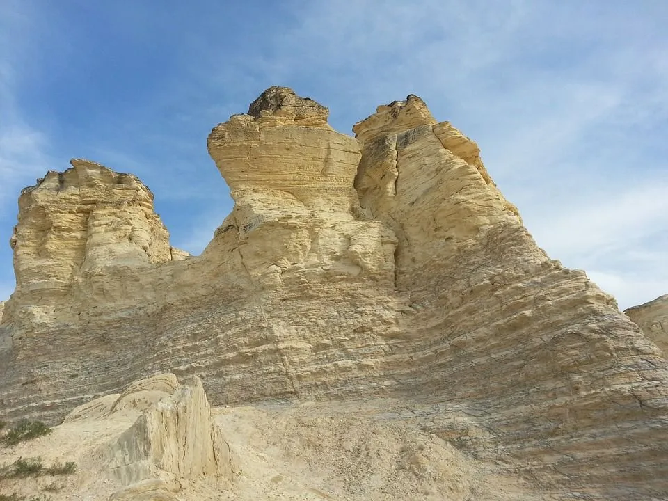 Monument Rocks