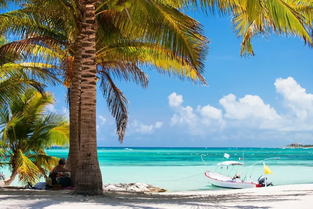Akumal Beach: Your Next Beach Vacation Destination in 2023