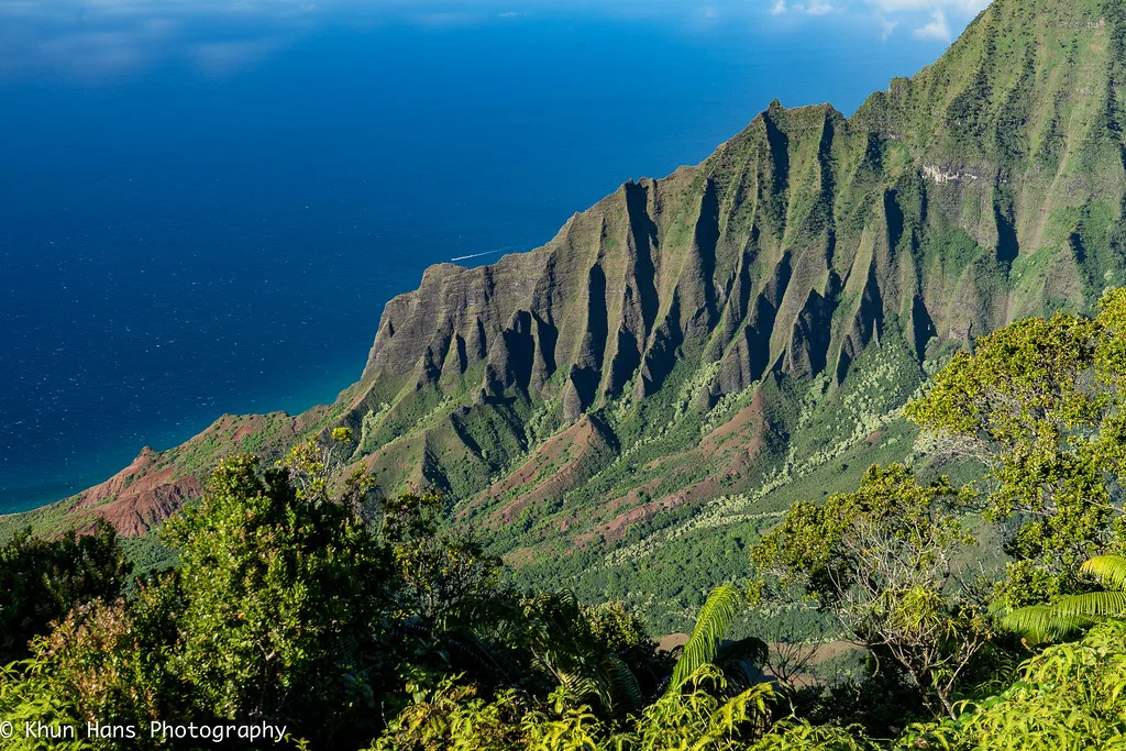 Hawaii, Kauwai Island, Kalalau Valley from Pu’u Kila lookout
