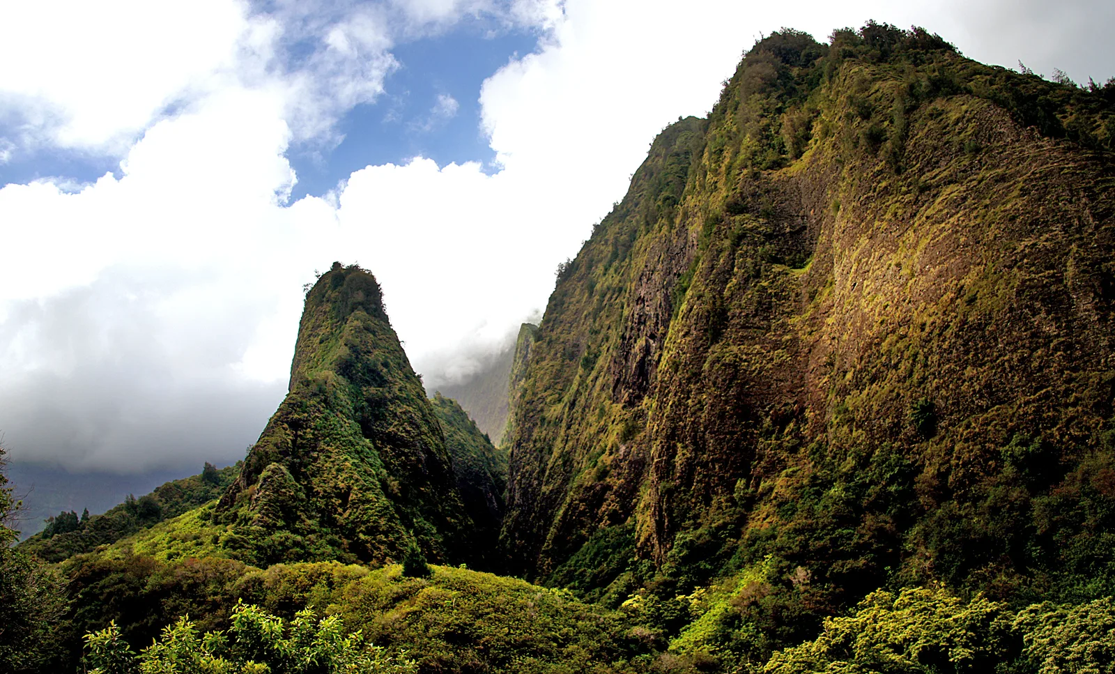 Iao Valley State Park Maui.