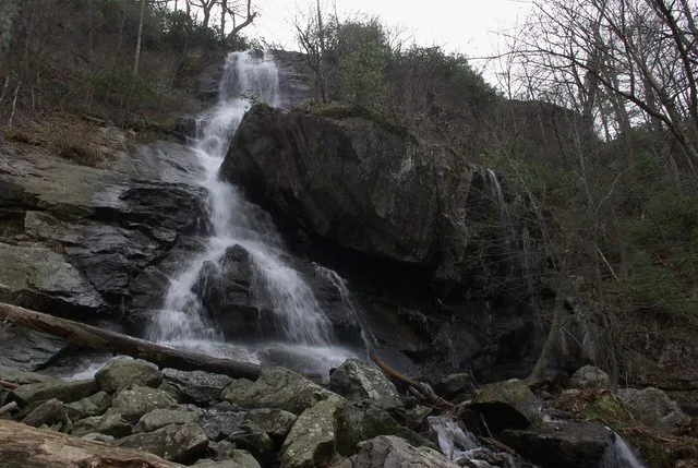 Apple Orchard Falls 01