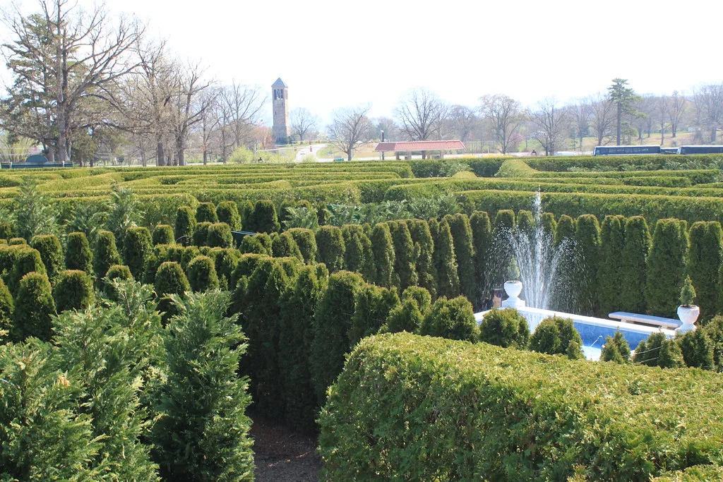 Luray Caverns - Garden Maze - View From Platform | View my b… | Flickr