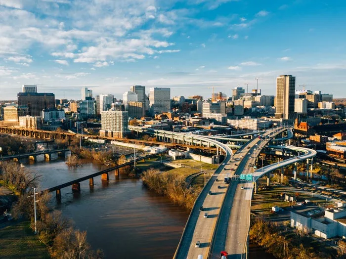 Richmond, Virginia: a Complete Travel Guide