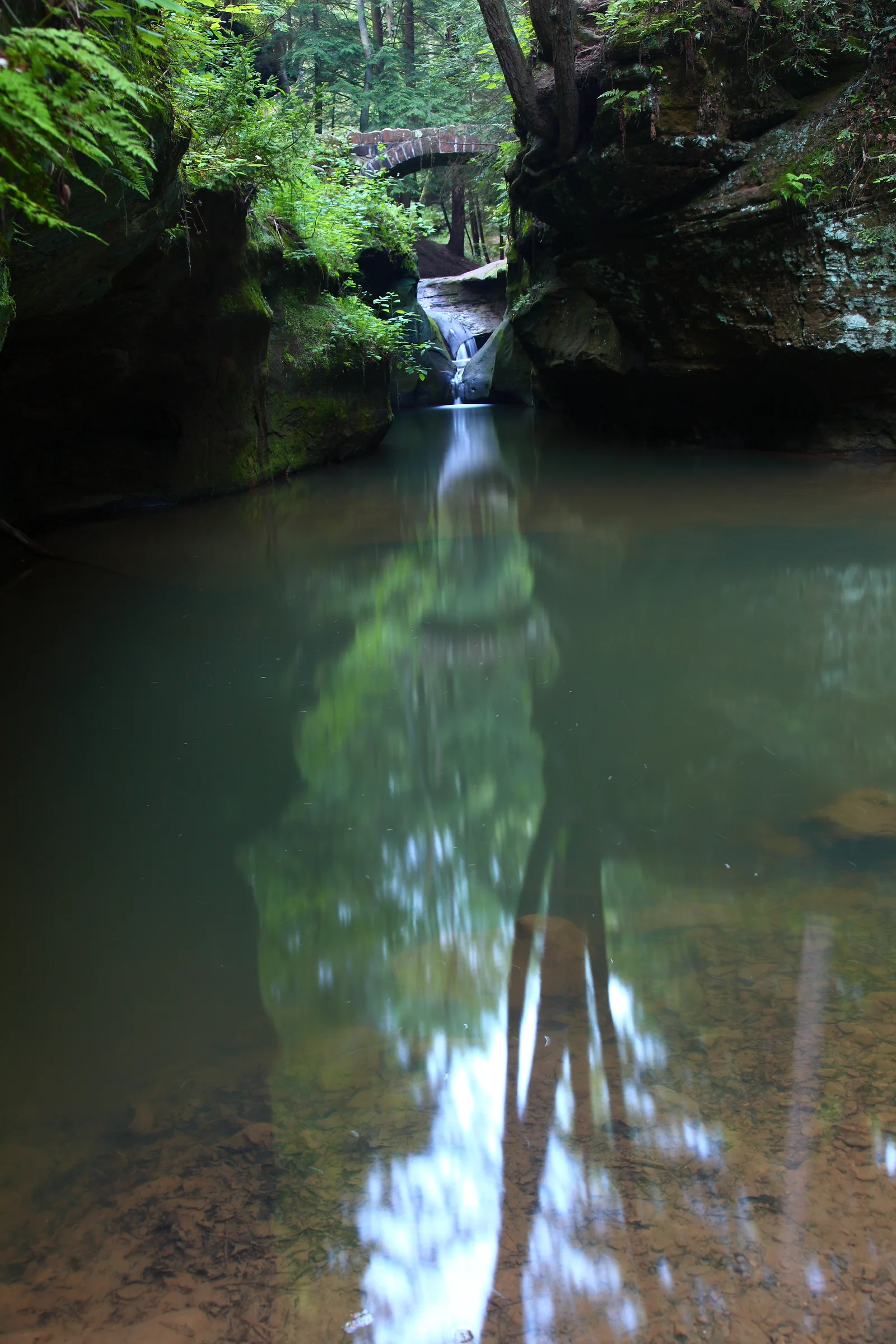File:Devils-bathtub-waterfall-pool-bridge - West Virginia - ForestWander.jpg - Wikimedia Commons