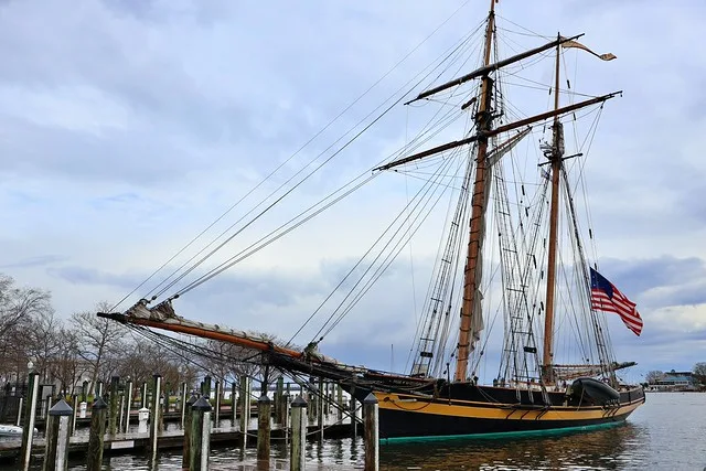 Annapolis: City Dock - Pride of Baltimore II