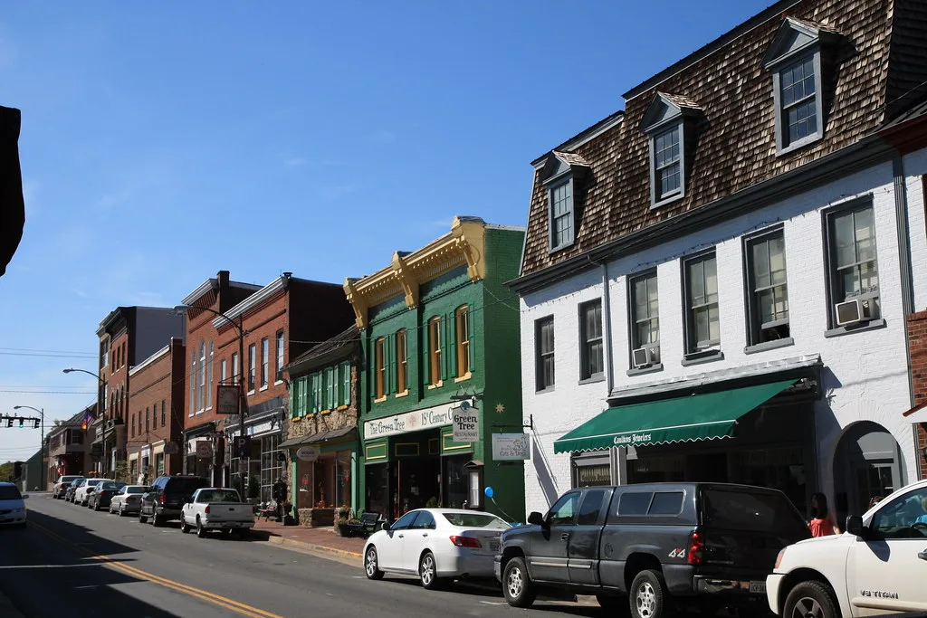 Leesburg Downtown