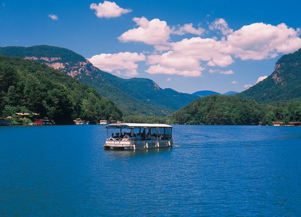 Beautiful Day with Lake Lure Tours