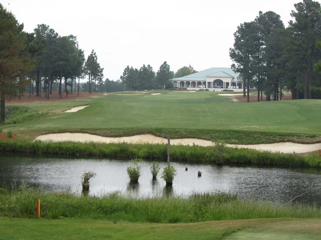Pinehurst No. 8