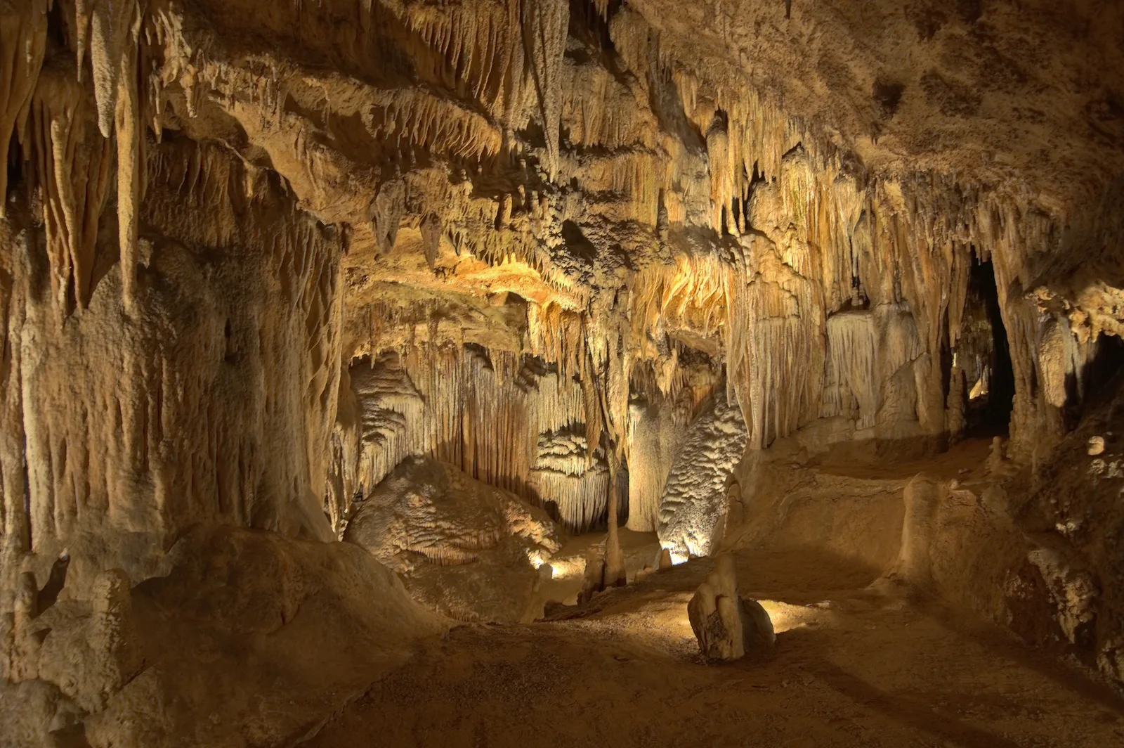 Luray Caverns