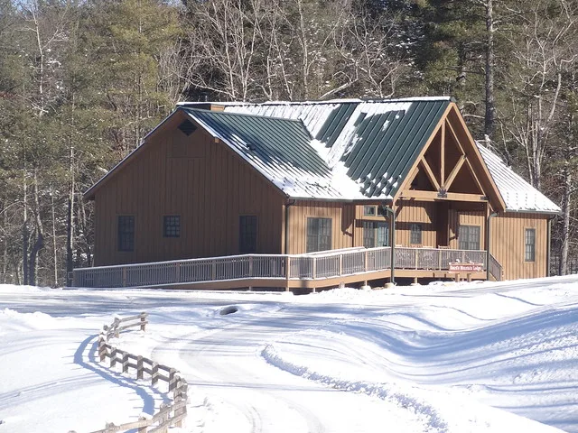 Douthat Beards Mountain Lodge